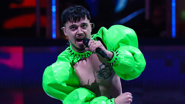 Käärijän jäähallikeikalla todellinen loppuyllätys! käärijä