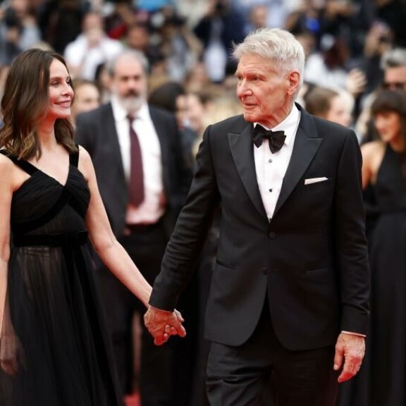 Calistalla ja Harrisonilla on ikäeroa yli 20 vuotta. He ovat olleet naimisissa jo yli kymmenen vuotta. calista flockhart, harrison ford