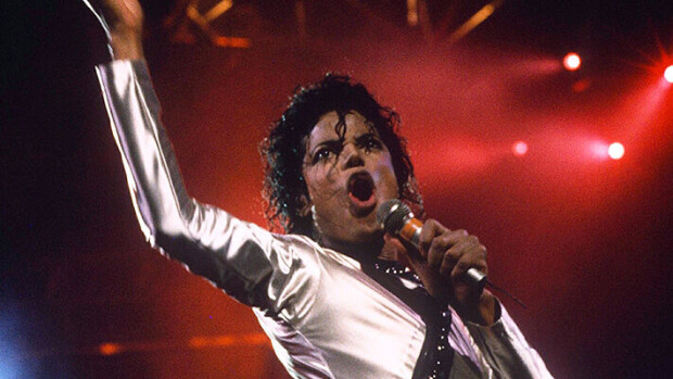 Muistatko vai oletko jonne? 40 vuotta sitten Michael Jackson käveli takaperin Michael Jackson
