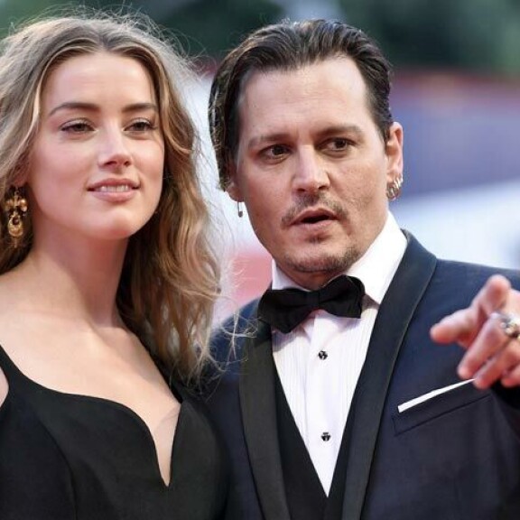 Narsistiksi leimattu Amber sai sanoa hyvästi Hollywood-uralleen, kun hänen ja Johnny Deppin oikeudenkäynnin likaiset yksityiskohdat tulivat julki. Narsistiksi leimattu Amber sai sanoa hyvästi Hollywood-uralleen, kun hänen ja Johnny Deppin oikeudenkäynnin likaiset yksityiskohdat tulivat julki.