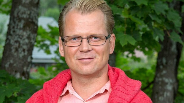 Antti Luusuaniemi Luottomiehen uudesta kaudesta: 'Oli ihana ohjailla hahmoja kiusallisiin tilanteisiin!' antti_luusuaniemi_luottomies_PK_682ce095ac.jpg