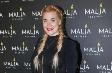 Iida Ketola hämmentyi lehtikuvastaan ja lähikuvasi alushousujaan: "Meinasin tukehtua"