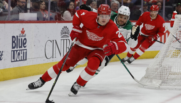 Olli teki Detroit Red Wingsin kanssa kaksivuotisen ja 6 miljoonan dollarin jatkopahvin.