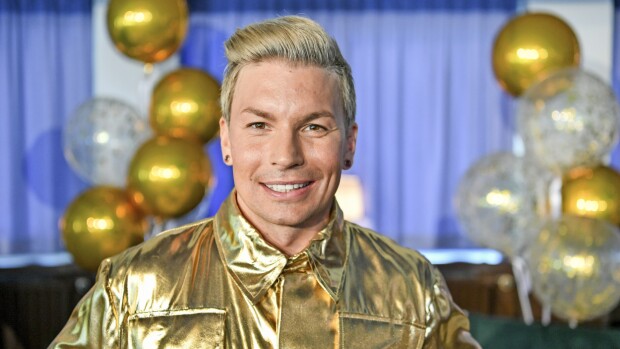 Antti Tuisku piiloutui festariyleisöön valeasussa - tunnistaisitko?