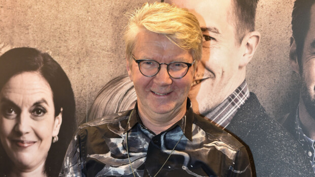 Tunnistatko Pirkka-Pekka Peteliuksen koulukuvasta?