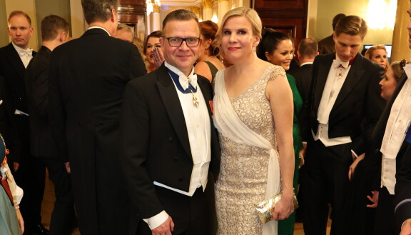 Petteri ja Niina Linnan juhlissa joulukuussa 2022.