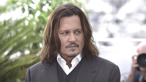 Johnny on ollut otsikoissa lähinnä jäätävät oikeusriitansa vuoksi ex-vaimo Amber Heardin kanssa. Depp voitti kunnianloukkausoikeudenkäynnin viime vuonna.