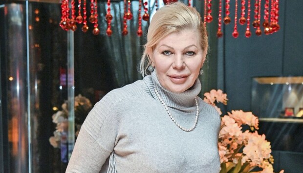 Tiina Jylhä iloitsee Onlyfans-urastaan ja paljastaa erikoisen stringivirityksensä
