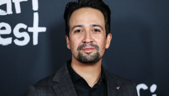 Huomasitko? Myös nämä tähdet vilahtivat Moderni perhe -hittisarjassa HOLLYWOOD, LOS ANGELES, CALIFORNIA, USA - NOVEMBER 10: 2021 AFI Fest - Opening Night Gala Premiere Of Netflix's 'tick, tick?BOOM!' held at the TCL Chinese Theatre IMAX on November 10, 2021 in Hollywood, Los Angeles, California, United States. (Photo by Xavier Collin/Image Press Agency)Pictured: Andrew Garfield,Lin-Manuel MirandaRef: SPL5274051 101121 NON-EXCLUSIVEPicture by: Xavier Collin/Image Press Agency/Splash News / SplashNews.com / STELLA PicturesUSA: +1 310-525-5808London: +44 (0)20 8126 1009World Rights,
