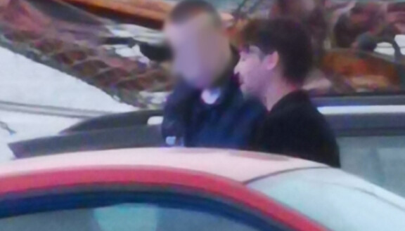 Poliisit ratsasivat Leo Stillmanin yöllä - kuvat tilanteesta!
