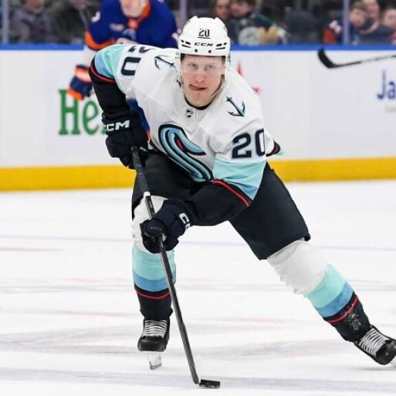 29 miljoonan dollarin NHL-vahvistukset! Jukka Jalosella jalkeilla järisyttävän kova nippu – huuhtooko Leijonat MM-kultaa? Eeli Tolvanen.