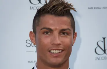 Ronaldon suhdekriisi ohi?! Tulikuuma yhteiskuva kullan kanssa