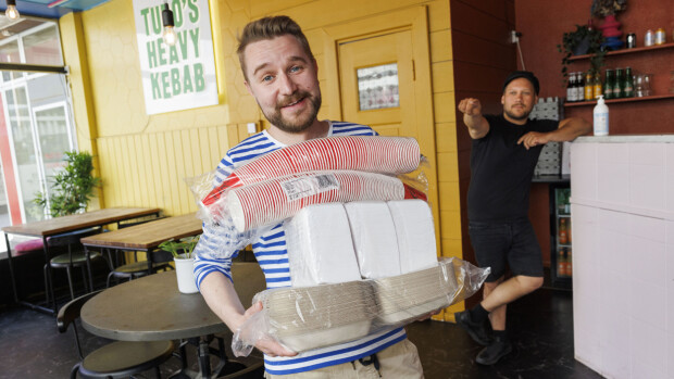 Joonas Nordman ahertaa ruokapalkalla ravintolassa – kuvat!