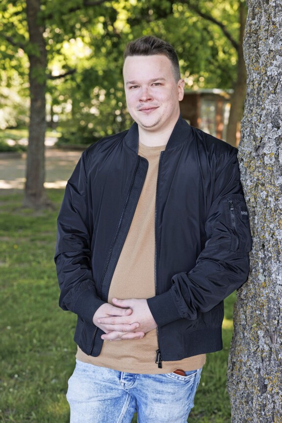 Palkittu Sami Kieksi tunnetaan erityisesti dokumenttielokuvien ja -sarjojen tekijänä.