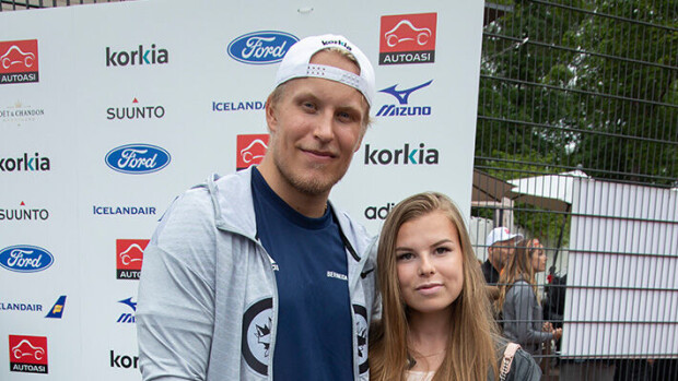 Erohuhut vellovat! Onko Patrik Laineen ja Sanna-Mari-rakkaan vuosien suhde ohi? patrik laine ja sanna-mari kiukas