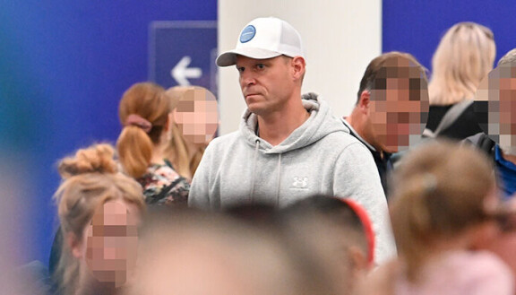 Mikko Koivu on vielä virallisesti naimisissa Helenan kanssa. Erosaagaa on puitu jo kolme vuotta sekä Suomessa että Yhdysvalloissa.