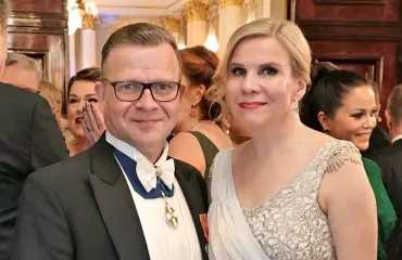 Niina-vaimo juoksutti Petteri Orpoa – kuva 