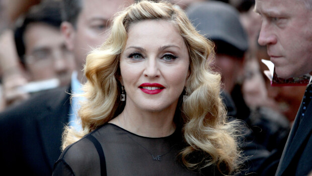 Madonna pelaa terveydellään uhkarohkeaa peliä – bakteeritulehduksen saanut laulaja vakuuttaa palaavansa keikkalavoille