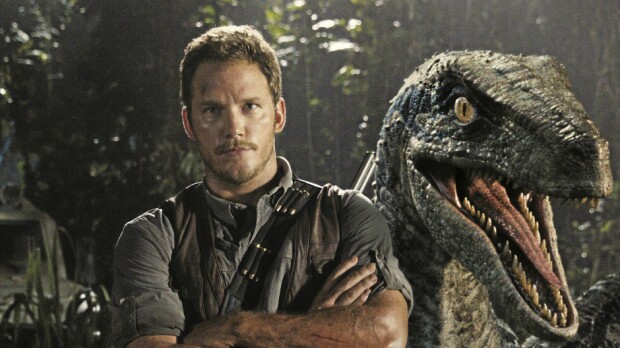 Illan elokuva: Jurassic Worldin rymistelyyn kyllästyy lupaavan alun jälkeen