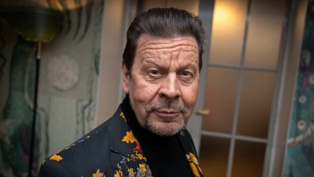 Pate Mustajärven, 66, jalka nousee yhä monitorille – ”Kärsin vartin, kun täytin 60 vuotta” Pate Mustajärvi