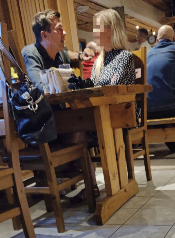 Märkiä pusuja! Tommy Fränti vietti romanttista iltaa – kuva