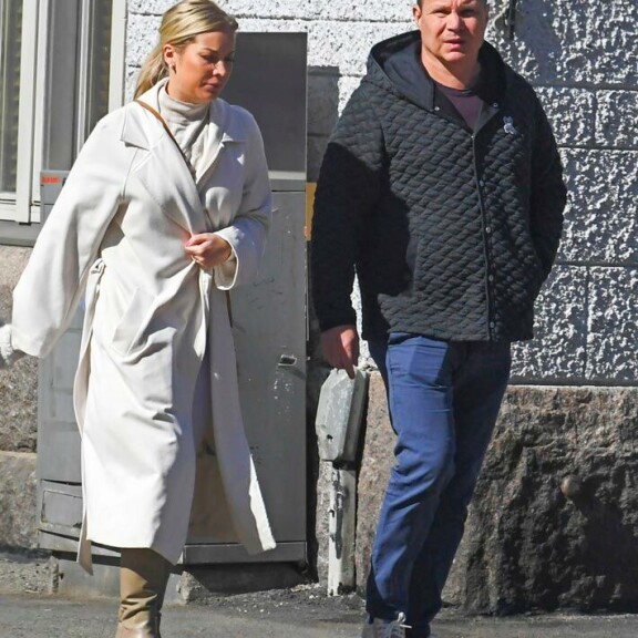 Annica ja Mika ikuistettiin kameran muistikortille viime sunnuntaina. Annica ja Mika ikuistettiin kameran muistikortille viime sunnuntaina.
