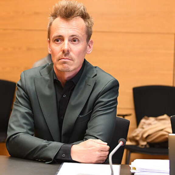 Jasper Pääkkönen vaatii kalsarifimalta peräti 300 000 euroa korvauksia. Jasper Pääkkönen