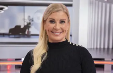 Kirsi Alm-Siira julkaisi lomakuvia ulkomailta: "Jättekiva reissu!"