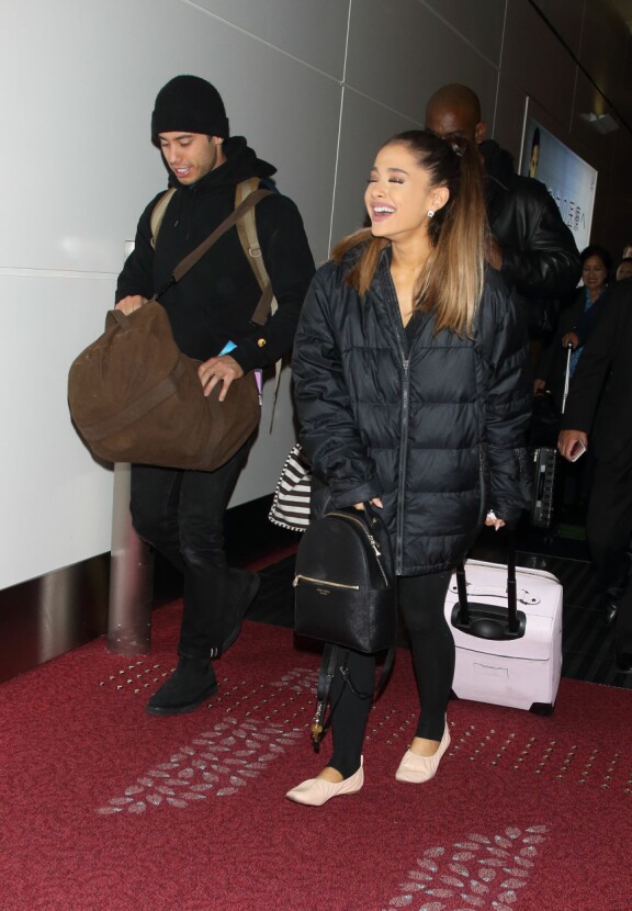 Ariana deittaili myös tanssijaa.