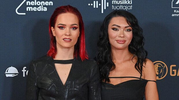 Sanni ja Shirly viettivät laatuaikaa: 'Lettu best' Sanni Kurkisuo ja Shirly Karvinen