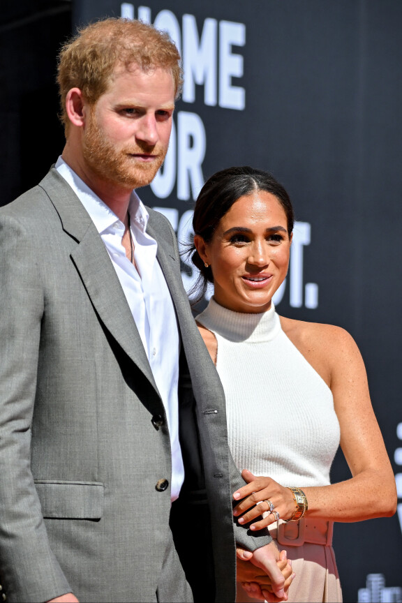 Harry ja Meghan eivät oikein ole samaa mieltä Britannian-vierailuista, mikäli lähteisiin on uskominen.