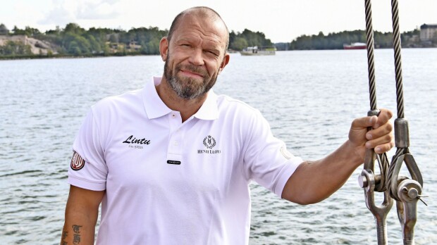 Jere Karalahti sai valtavat suosionosoitukset Valko-Venäjällä: ”Rakastan teitä”