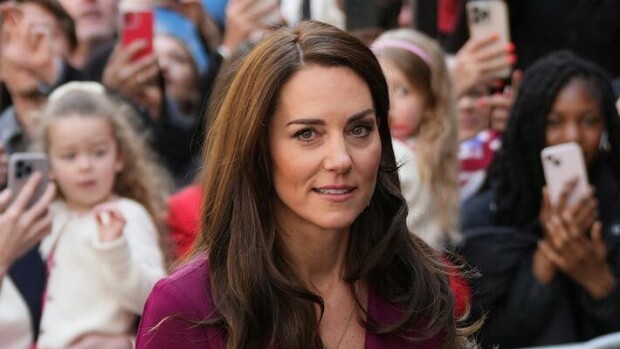 Prinsessa Catherinen äiti on konkurssin partaalla Catherine