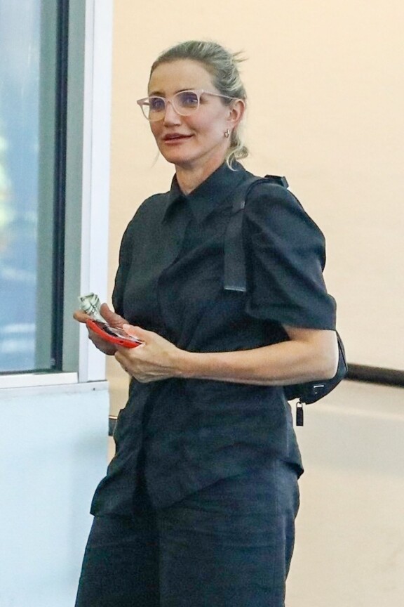 Vaikka Cameron tähdittääkin Back In Action -leffaa, hän jätkaa eläkepäiviään. Projekti oli kertaluonteinen.
