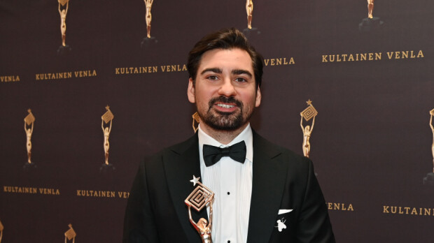 Isäksi tullut Gogi Mavromichalis jakoi ensimmäiset kuvat pienokaisesta – suloiset otokset sulattavat sydämen
