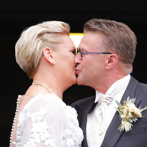 Heidi meni naimisiin Jarkka-rakkaansa kanssa lokakuussa Nurmijärven kirkossa. Heidi ja Jarkka tb
