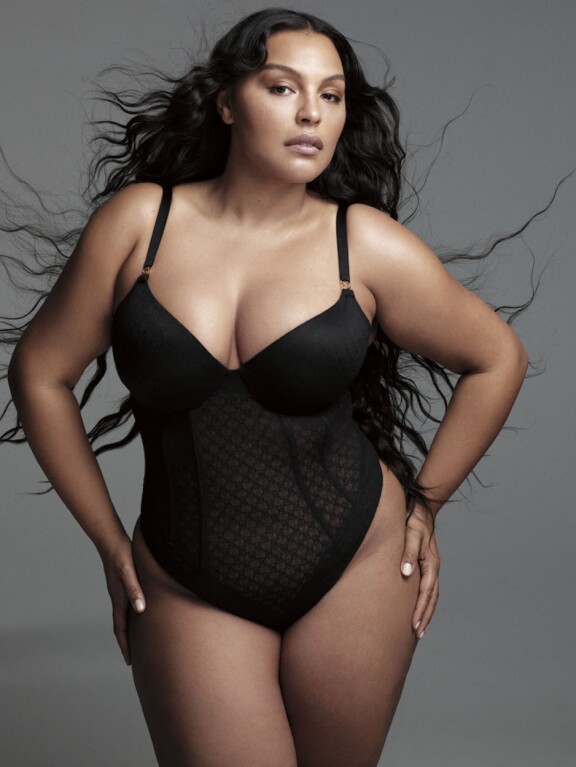 Paloma Elsesser löytyi huippumalliksi Instagramista. Voguen kansipaikat ovat auenneet Englannissa ja Italiassa.