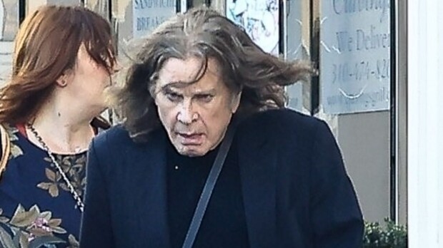 Hauras Ozzy Osbourne jälleen jalkeilla – paparazzikuvat!