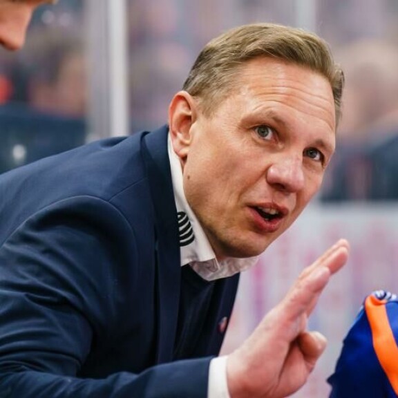 Jussi Tapolan Tappara on tajuttoman kovassa iskussa. Päättyykö päävalmentajapesti mestaruuteen? Jussi Tapolan Tappara on tajuttoman kovassa iskussa.
