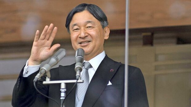 Japanin keisari Naruhito tekee historiaa Naruhito