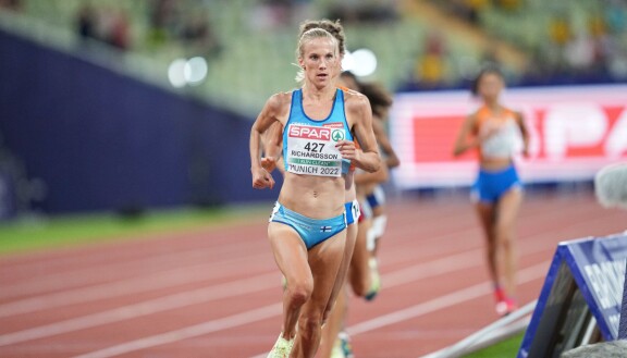 Camilla Richardsson kilpailee 10 000 metrillä.