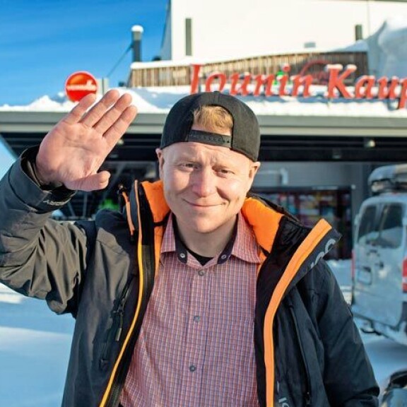 Sampo Kaulanen on kertonut kiinnostuksestaan henkiseen hyvinvointiin. Lokakuussa hän lähtee retriitille Kolumbiaan. Sampo Kaulanen on kertonut kiinnostuksestaan henkiseen hyvinvointiin. Lokakuussa hän lähtee retriitille Kolumbiaan.