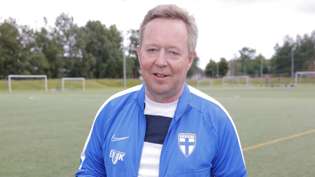 Viikon Kääk-juorut: Jano yllätti Mika Lintilän – bongattiin terassilla tiistai-iltana