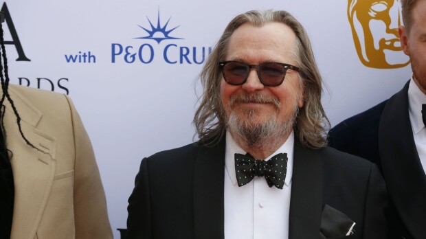 Gary Oldman tekee ainakin vielä yhden elokuvan ja sarjan ennen eläkkeelle siirtymistä