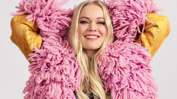 Anna Puu tuo miehensä ja lapsensa telkkariin - ronski seksikommentti!