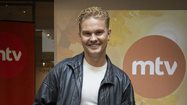 Masked Singer Suomi -etsivä Benjamin Peltonen yllättyi Janne Katajan piirteestä: 'Ei mitään järkeä'