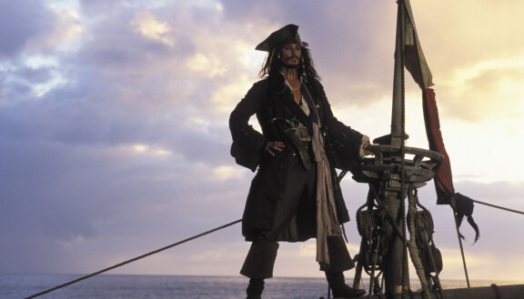Ensimmäinen Pirates of the Caribbean -elokuva Mustan helmen kirous julkaistiin 20 vuotta sitten. Elokuva sai viisi Oscar-ehdokkuutta.