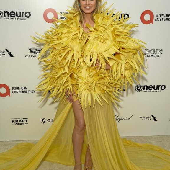 Heidi Klum on kuin kaljuuntuva kanarialintu – julkkisten keltaiset kevättyylit Seiskan muotipoliisin ratsiassa Heidi Klum
