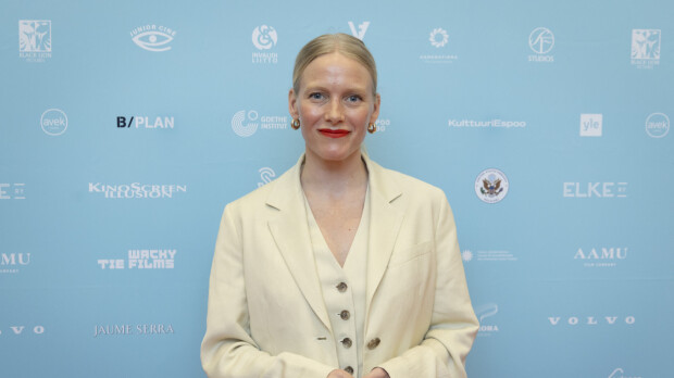 Laura Birn pokkasi roolin kansainvälisestä jättielokuvasta (230818) -- Espoo August 18, 2023 ? Laura Birn poses for the camera during Espoo Cine - festival press conference in Espoo, Finland, 18. April 2023. (Matti Matikainen/Aller Media)