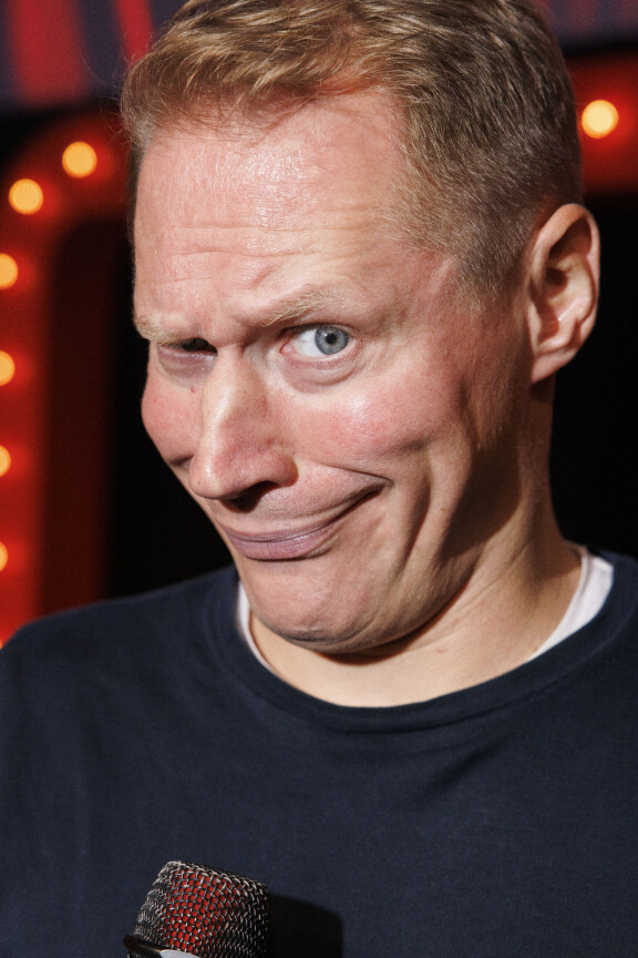 'Ehm.... Jep jep', tuumii Jarkko Tammisen tyylittelemä presidentti Sauli Niinistö.